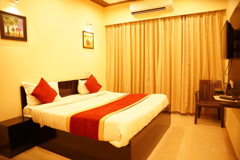 AC Luxury Room At Hotel Vatsalya